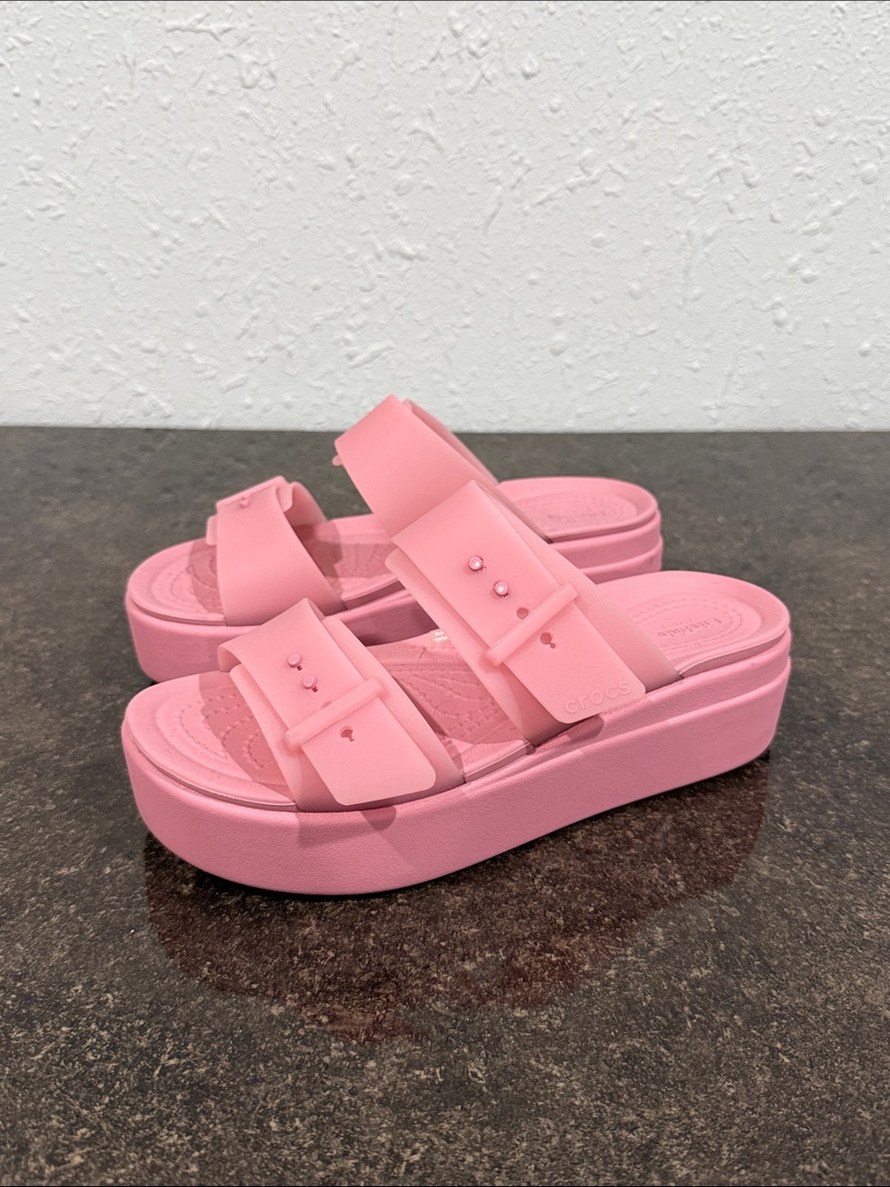 CROCS Brooklyn Platform Double-Strap Low Wedge Slide Sandals Pink Size 6